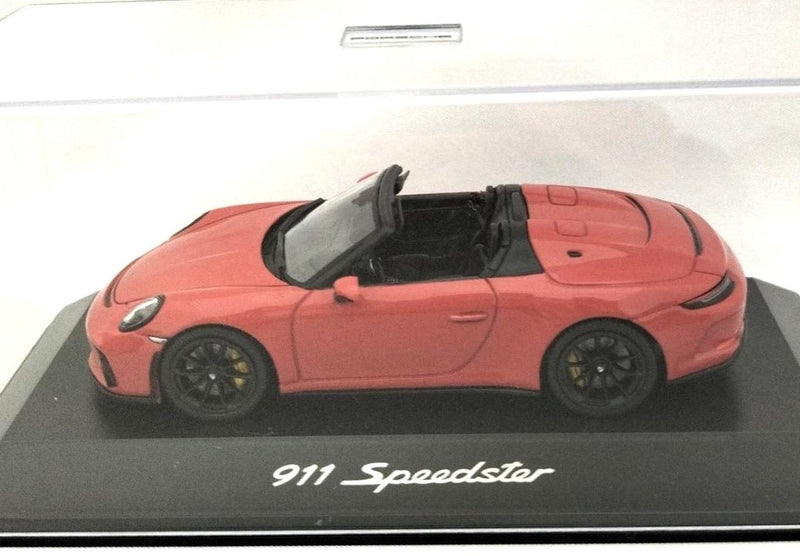 Laden Sie das Bild in Galerie -Viewer, SPARK Porsche 911 Speedster 2019 Red 1/43 Scale Car– Used