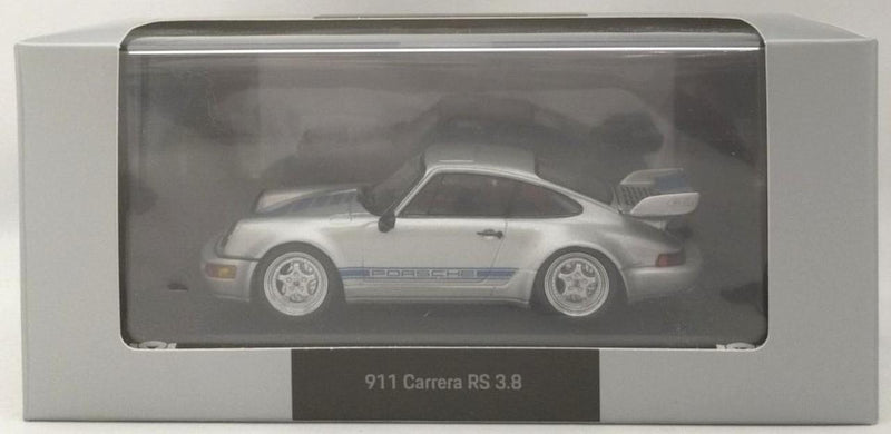 Laden Sie das Bild in Galerie -Viewer, SPARK Porsche 911 Carrera RS 3.8 1/43 Scale Car– Used