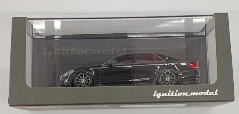 Cargue la imagen en el visor de la galería, IGNITION MODEL Toyota Crown Athlete G 1/43 Scale Car– Used