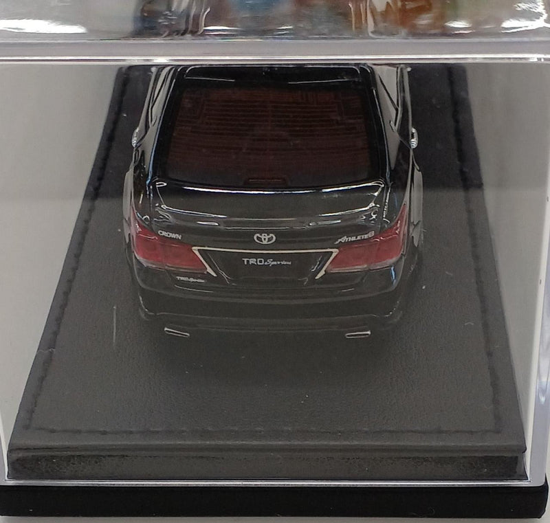 Cargue la imagen en el visor de la galería, IGNITION MODEL Toyota Crown Athlete G 1/43 Scale Car– Used