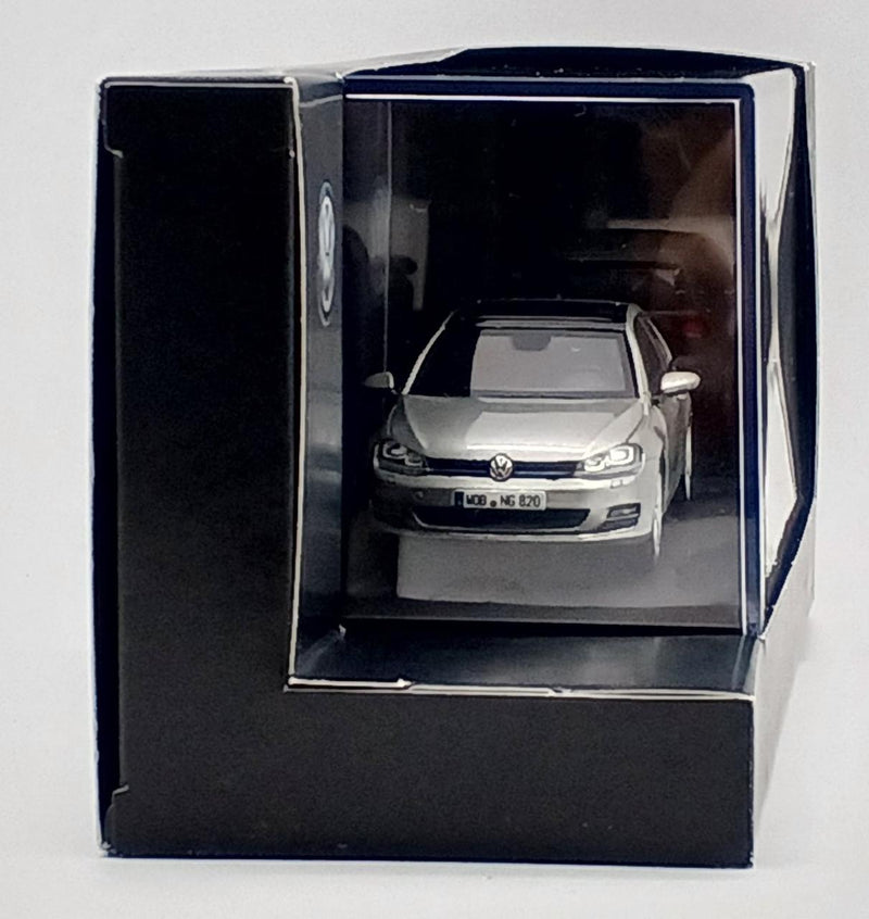 Cargue la imagen en el visor de la galería, HERPA VW GOLF MK7 Silver 1/43 Scale Car– Used