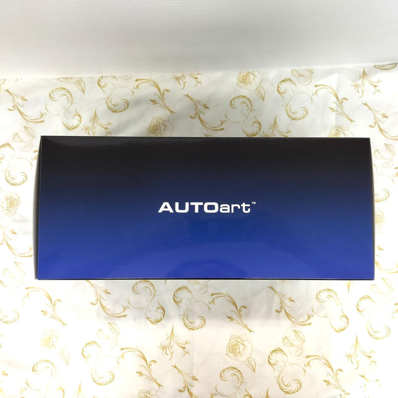 Load image into Gallery viewer, AUTOart NISMO R34 GT-R Z-TUNE Silver 1/18 Diecast Car– Used