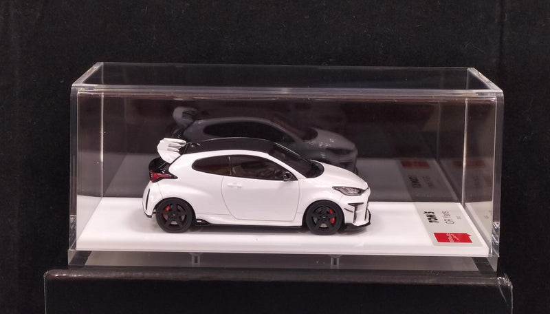 Cargue la imagen en el visor de la galería, EIDOLON EM704A TOM'S GR YARIS 2021 1/43 Scale Car– Used
