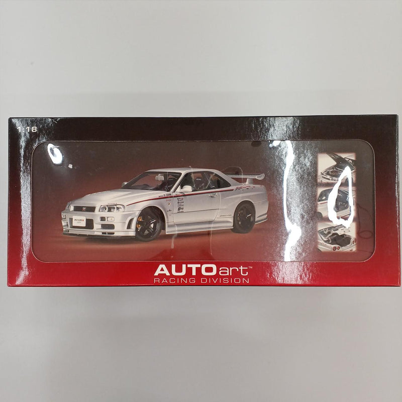 Laden Sie das Bild in Galerie -Viewer, AUTOart 1/18 SKYLINE GTR (R34) Z-TUNE Scale Model - Used