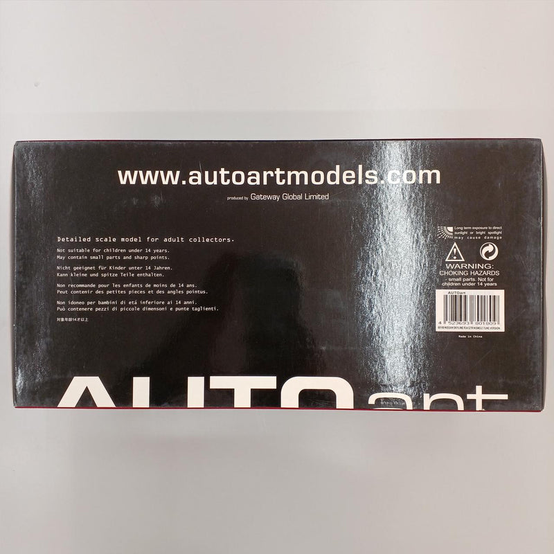 Laden Sie das Bild in Galerie -Viewer, AUTOart 1/18 SKYLINE GTR (R34) Z-TUNE Scale Model - Used