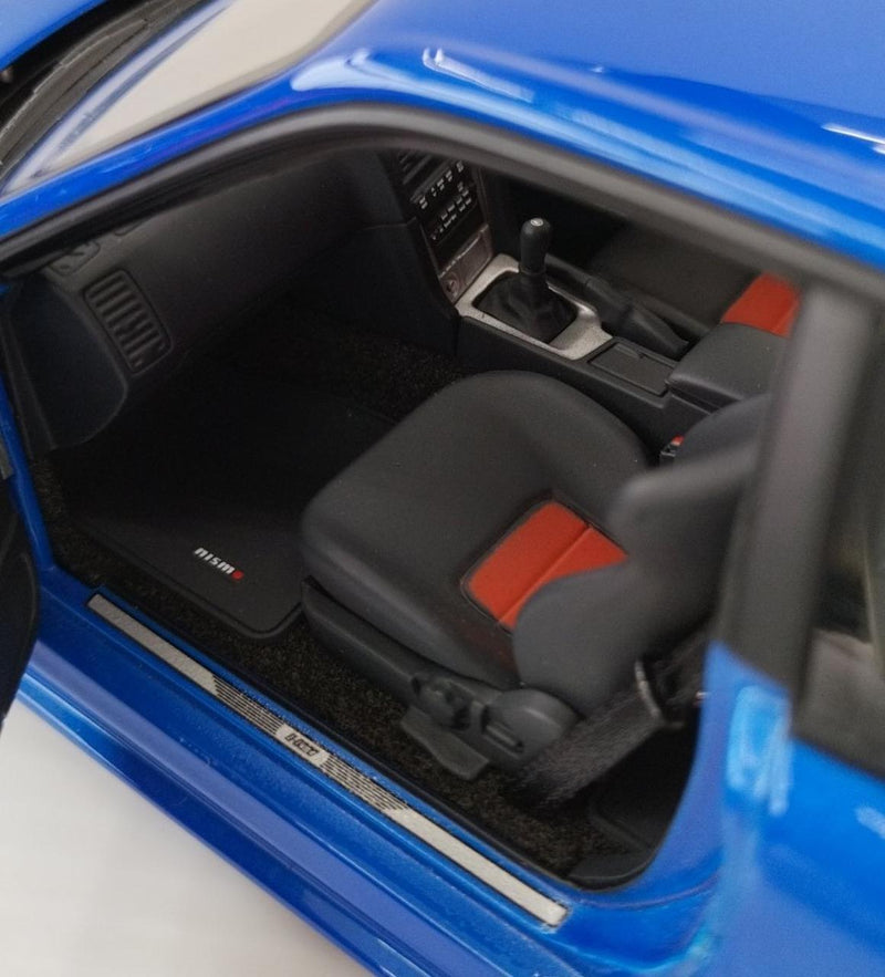 Load image into Gallery viewer, AUTOart Nismo R34 GT-R Z-tune Bayside Blue 1/18 Scale Car– Used