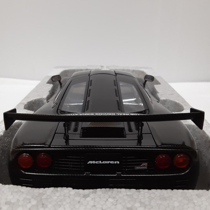 Load image into Gallery viewer, AUTOart McLaren F1 GTR Stealth Model 1/18 Scale Diecast Car– Used