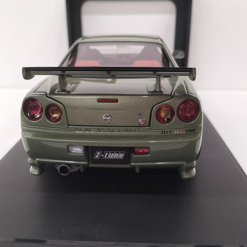 Load image into Gallery viewer, AUTOART Nissan GT-R R34 Z-tune Scale Model Car– Used