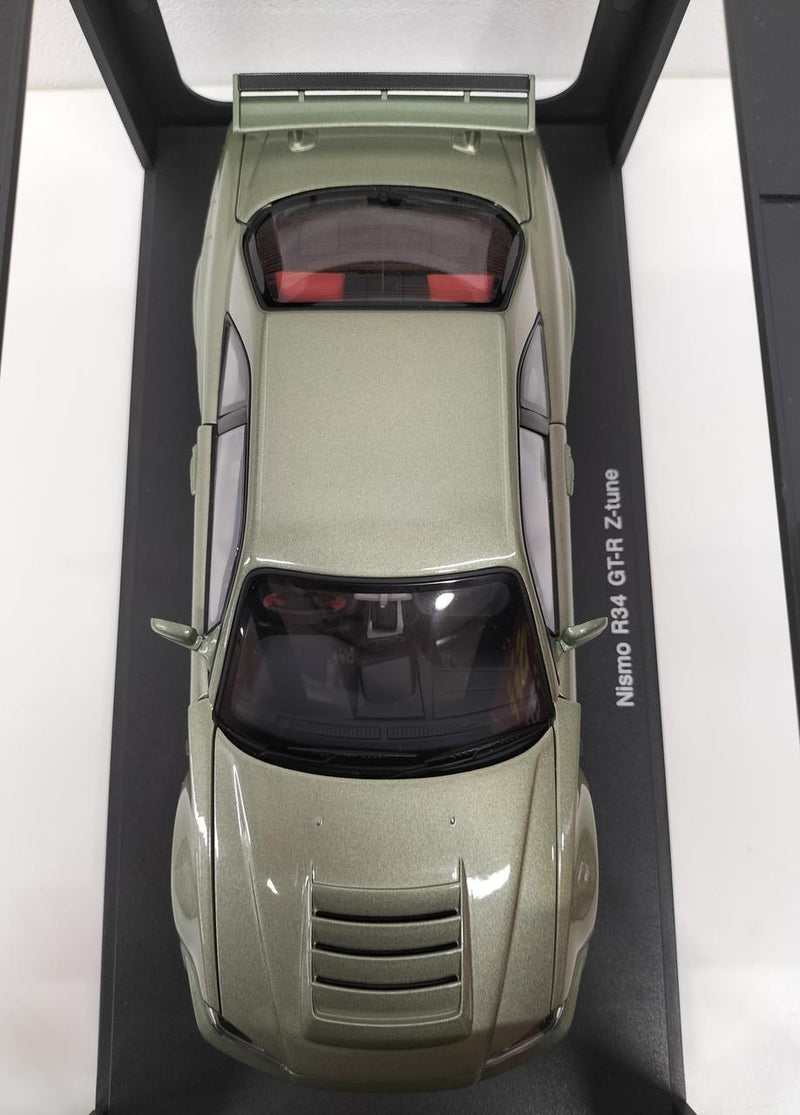Load image into Gallery viewer, AUTOART Nissan GT-R R34 Z-tune Scale Model Car– Used