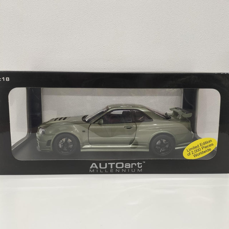 Load image into Gallery viewer, AUTOART Nissan GT-R R34 Z-tune Scale Model Car– Used