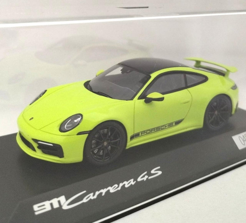 Laden Sie das Bild in Galerie -Viewer, SPARK Porsche 911 Carrera 4S Coupe (992) Aero Kit 2019 Acid Green 1/43– Used