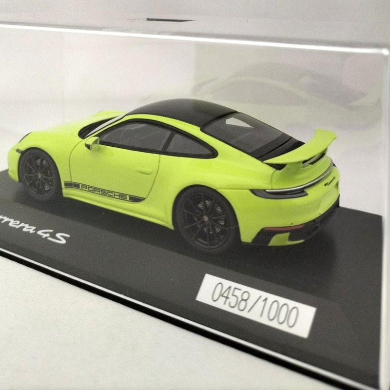 Laden Sie das Bild in Galerie -Viewer, SPARK Porsche 911 Carrera 4S Coupe (992) Aero Kit 2019 Acid Green 1/43– Used