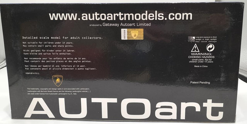 Load image into Gallery viewer, AUTOart Lamborghini Aventador LP750-4 SV 1/18 Scale Car– Used