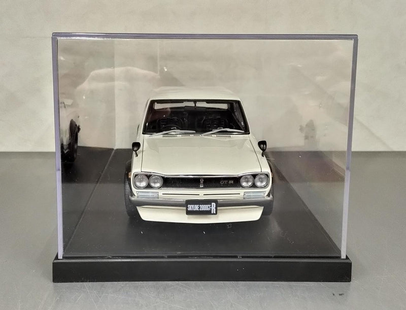 Load image into Gallery viewer, AUTOart Nissan Skyline GT-R (KPGC10) Tuned Version 1/18 Scale– Used