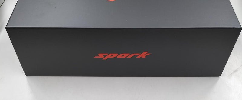 Laden Sie das Bild in Galerie -Viewer, SPARK 1/18 Oracle Red Bull Racing RB18 2022 JAPAN GP– Used