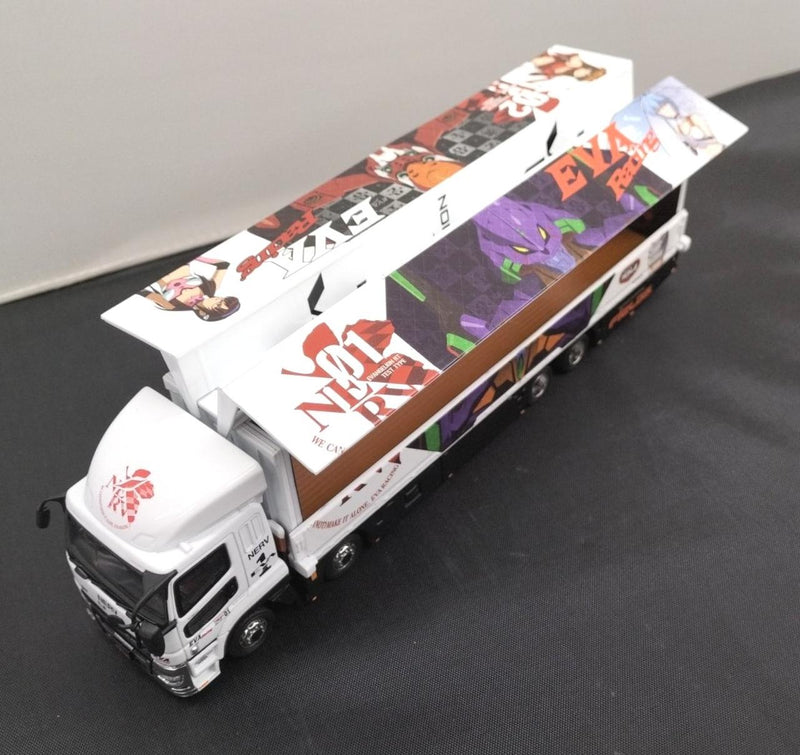 Carica immagine in Galleria Viewer, TARMAC WORKS 1/64 EVA RACING Mitsubishi Fuso Super Great Truck– Used