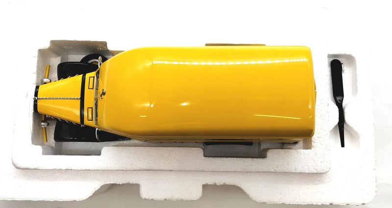 Laden Sie das Bild in Galerie -Viewer, EXOTO Alfa Romeo Transporter 1934 Scuderia Ferrari 1/43 Scale– Used