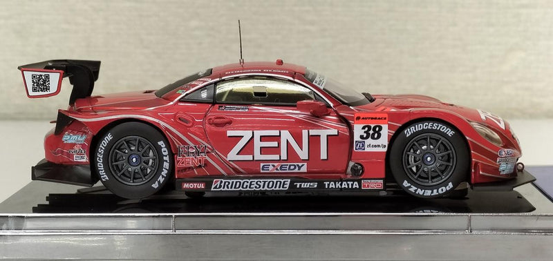 Laden Sie das Bild in Galerie -Viewer, EBBRO 20th GT500 2013 Champion ZENT CERUMO LEXUS SC430 1/43 Scale– Used