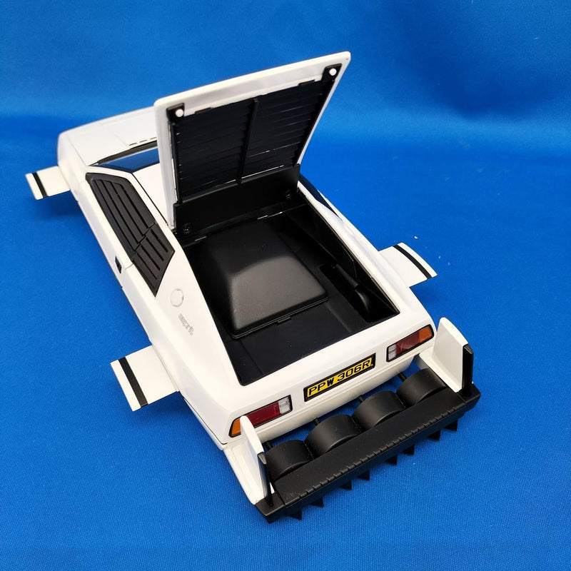 Load image into Gallery viewer, AUTOart JAMES BOND "The Spy Who Loved Me" LOTUS SUBMARINE 1/18 Diecast– Used