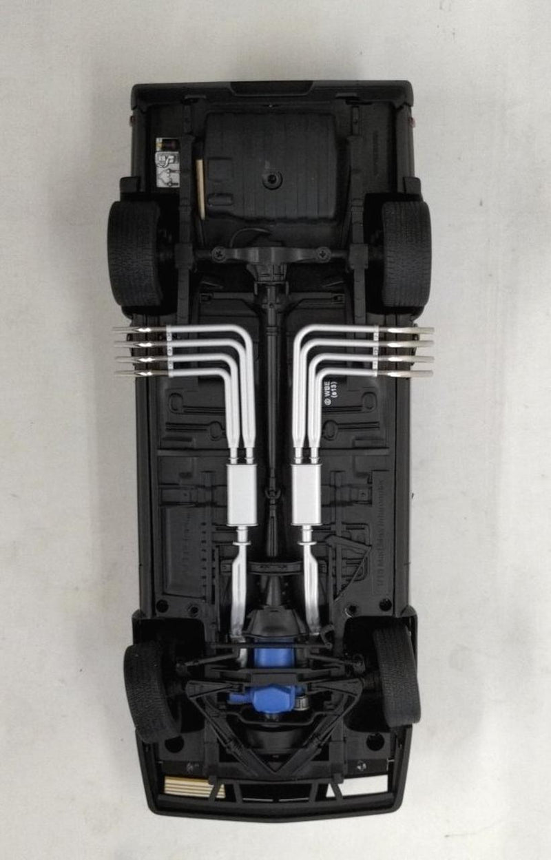 Laden Sie das Bild in Galerie -Viewer, AUTOART 1/18 MAD MAX 2 "The Road Warrior" Interceptor– Used