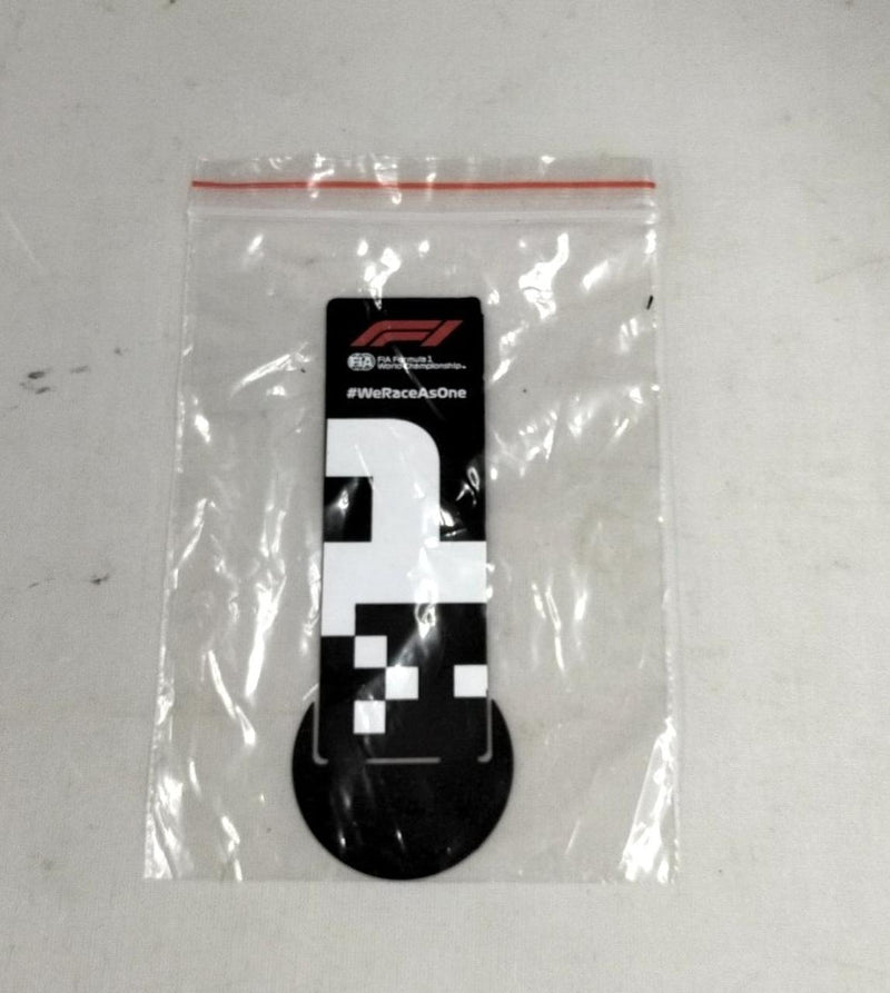 Laden Sie das Bild in Galerie -Viewer, SPARK 1/18 REDBULL RACING HONDA RB16B Scale Car– Used