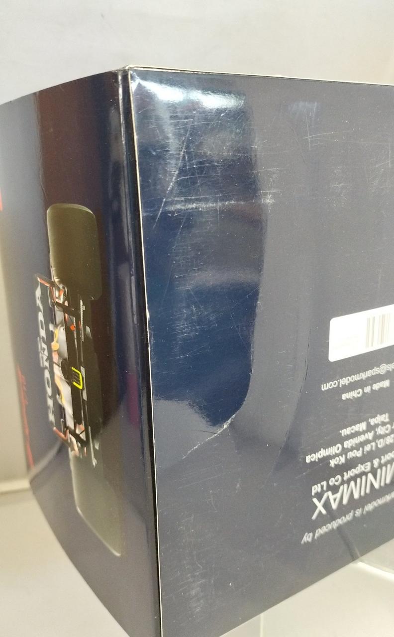 Laden Sie das Bild in Galerie -Viewer, SPARK 1/18 REDBULL RACING HONDA RB16B Scale Car– Used