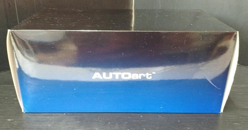 Laden Sie das Bild in Galerie -Viewer, AUTOart 1/18 Honda NSX (NC1) 2016 Berlina Black 1/18 Scale Car– Used
