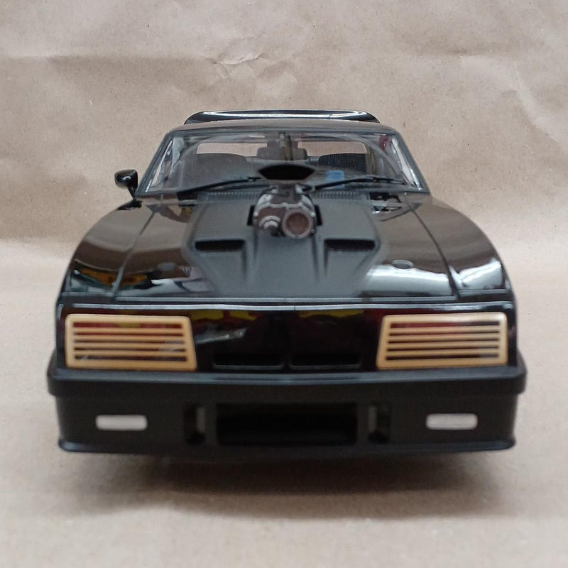 Laden Sie das Bild in Galerie -Viewer, AUTOART 1/18 Ford XB Falcon Tuned Version "The Interceptor"– Used