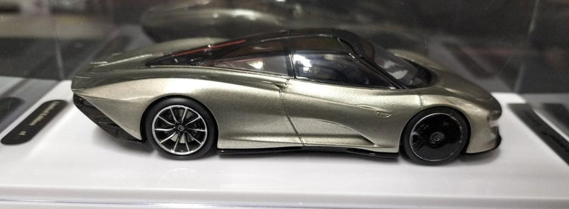 Laden Sie das Bild in Galerie -Viewer, TECNOMODEL 1/43 McLaren Speedtail Scale Model Car– Used