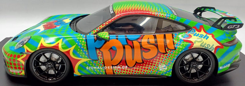 Laden Sie das Bild in Galerie -Viewer, SPARK PORSCHE 911 (992) GT3 "PUSH PUSH" 1/18 Scale Car– Used