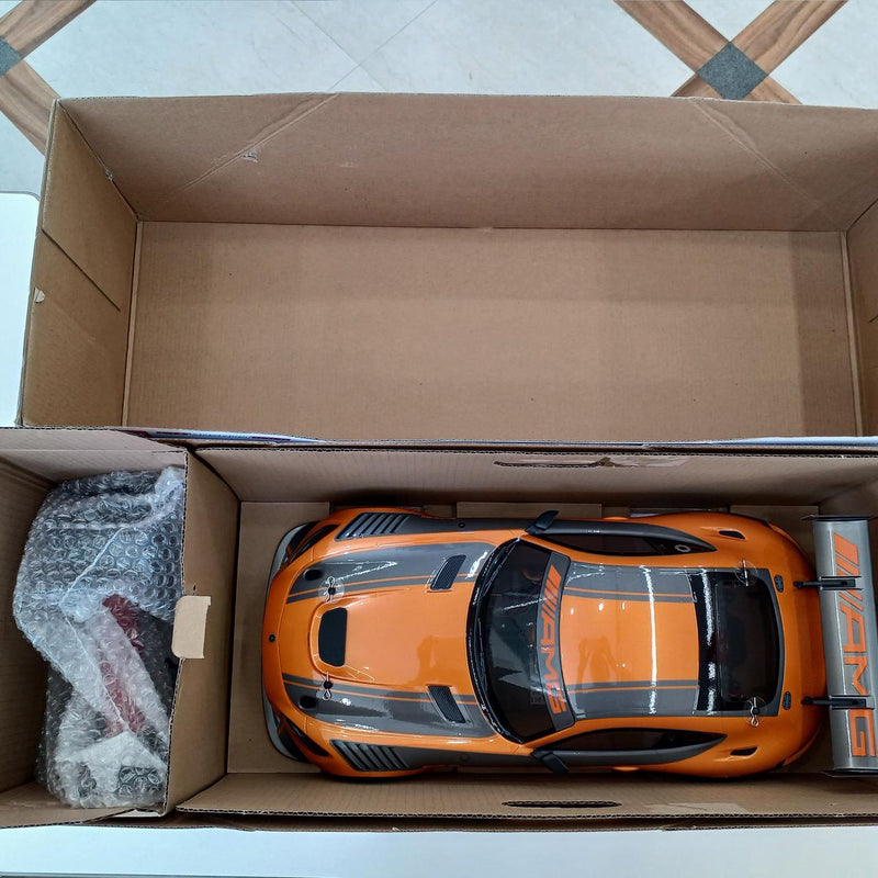 Laden Sie das Bild in Galerie -Viewer, KYOSHO 2020 Mercedes AMG GT3 - Used