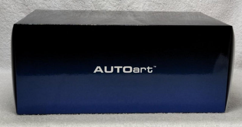 Load image into Gallery viewer, AUTOart Toyota Celica Liftback 2000GT (RA25) 1/18 Scale Car– Used