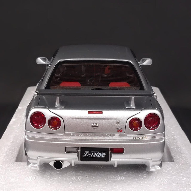 Load image into Gallery viewer, AUTOart NISMO R34 GT-R Z-TUNE (with Display Case) 1/18 Diecast Car– Used