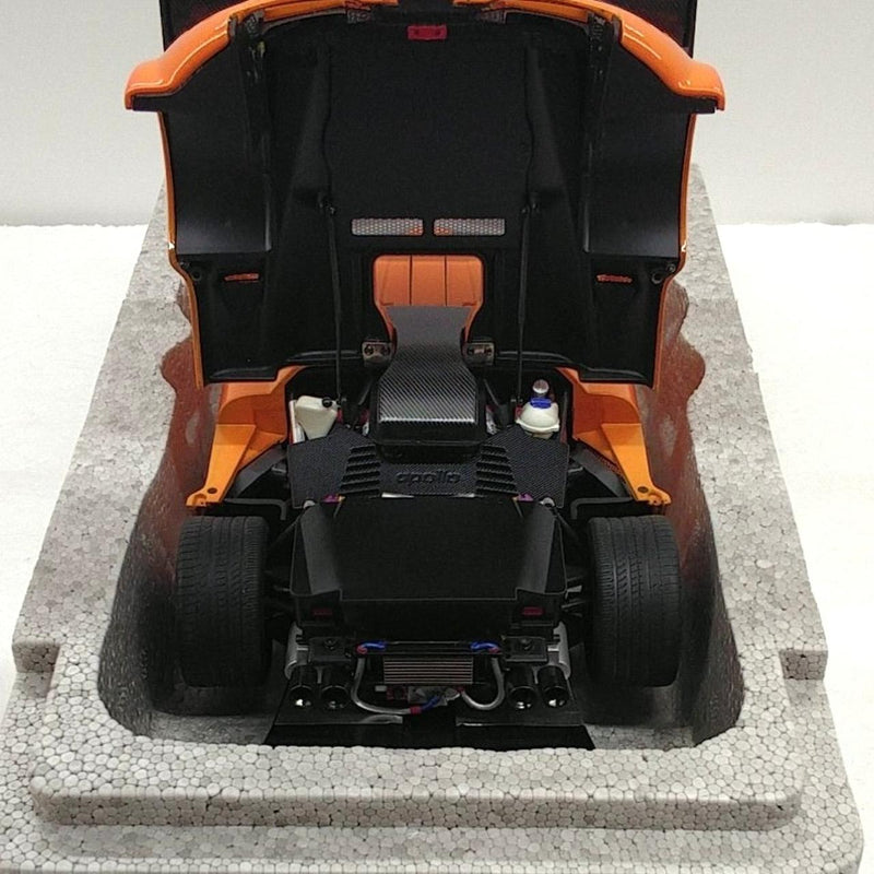 Load image into Gallery viewer, AUTOart GUMPERT APOLLO S 1/18 Scale Model Car– Used