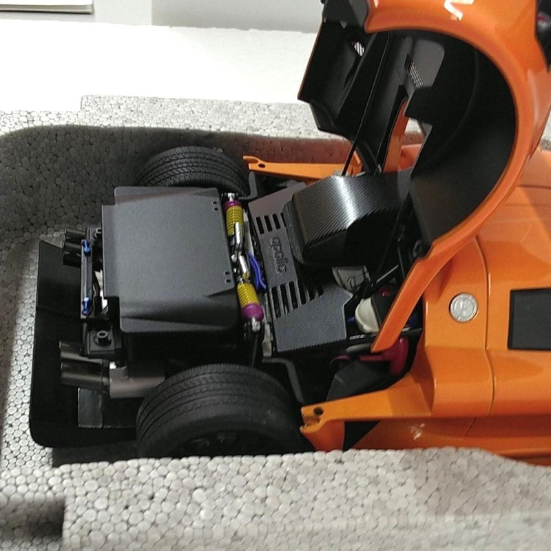 Load image into Gallery viewer, AUTOart GUMPERT APOLLO S 1/18 Scale Model Car– Used