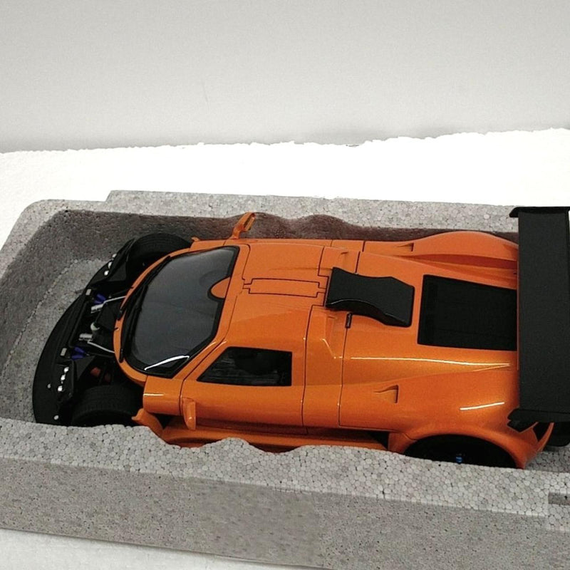 Load image into Gallery viewer, AUTOart GUMPERT APOLLO S 1/18 Scale Model Car– Used