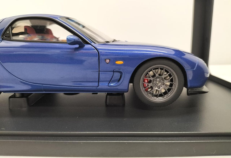 Load image into Gallery viewer, AUTOART Mazda RX-7 Spirit R 1/18 Scale Model Car– Used