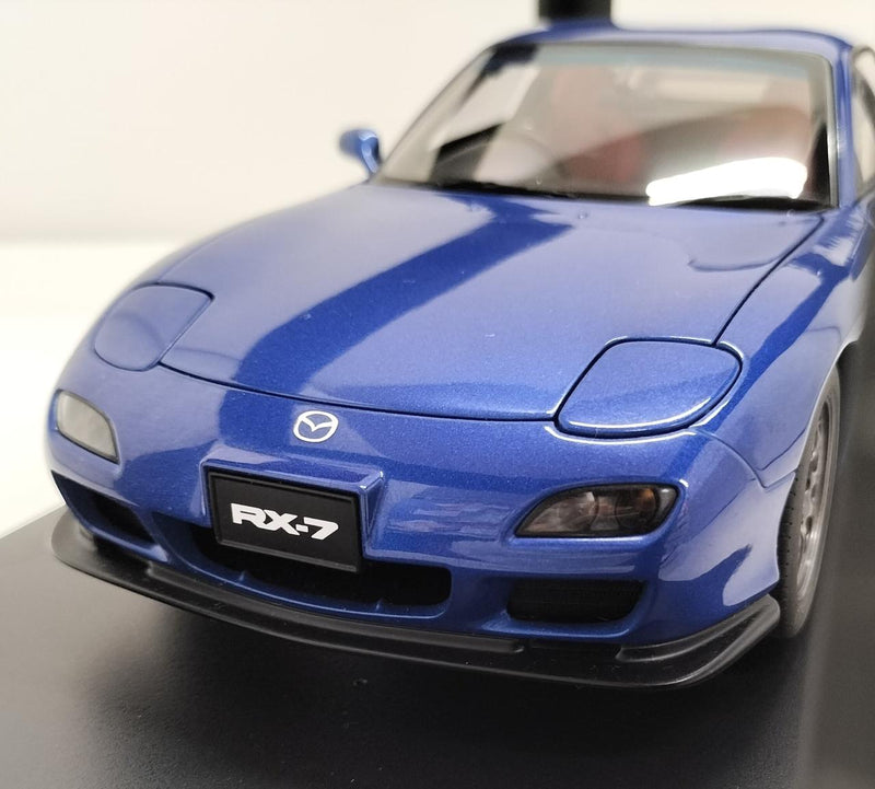 Load image into Gallery viewer, AUTOART Mazda RX-7 Spirit R 1/18 Scale Model Car– Used