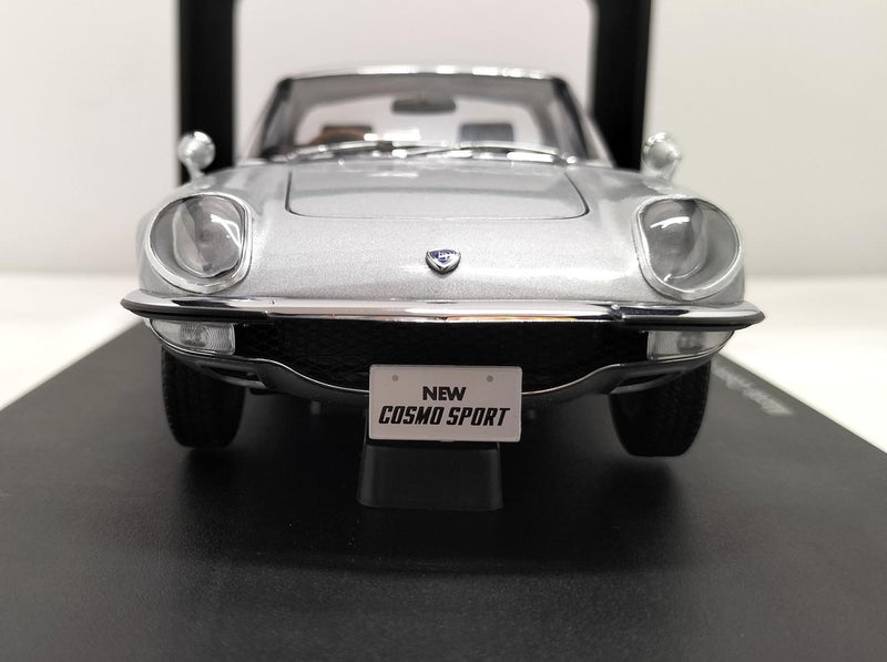 Load image into Gallery viewer, AUTOART Mazda COSMO SPORT 1/18 Scale Model Car– Used