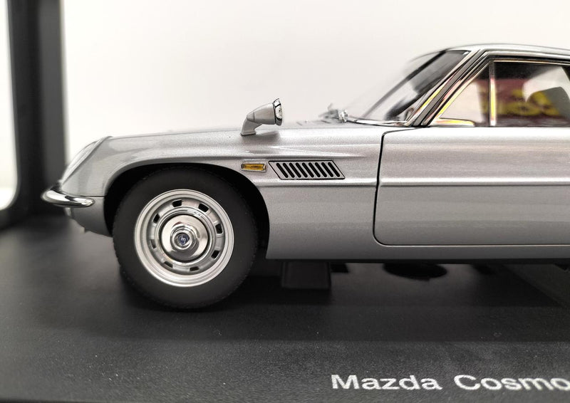 Load image into Gallery viewer, AUTOART Mazda COSMO SPORT 1/18 Scale Model Car– Used