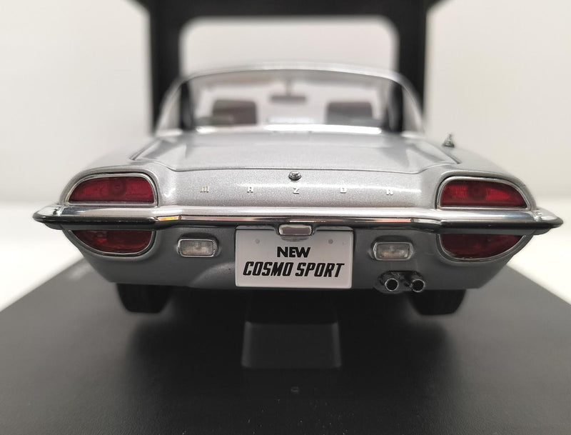 Load image into Gallery viewer, AUTOART Mazda COSMO SPORT 1/18 Scale Model Car– Used