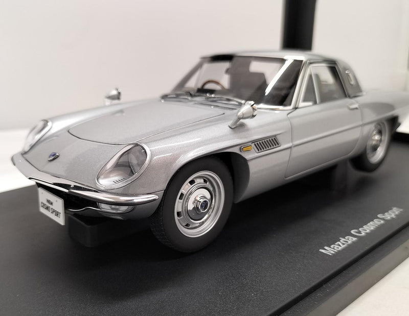 Load image into Gallery viewer, AUTOART Mazda COSMO SPORT 1/18 Scale Model Car– Used