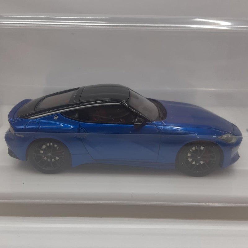 Chargez l'image dans la visionneuse de la galerie, MAKE UP EM647A Fairlady Z ST 2023 1/43 Diecast Car– Used