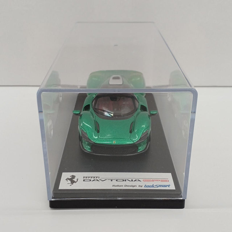 Cargue la imagen en el visor de la galería, LOOKSMART FERRARI DAYTONA SP3 1/43 Scale Model Car– Used