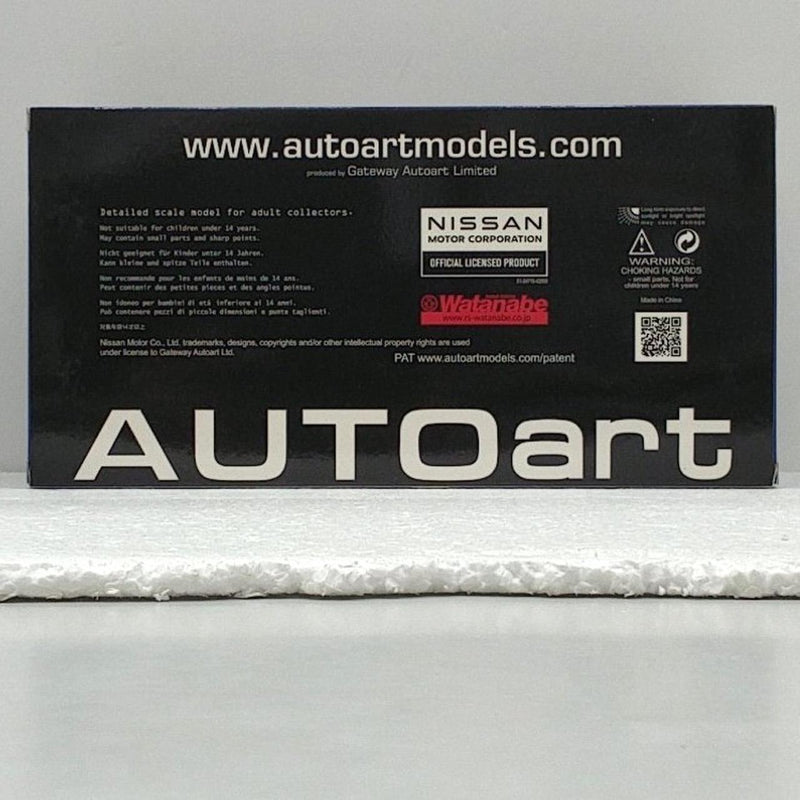 Load image into Gallery viewer, AUTOart Nissan Skyline 2000GT-R (KPGC110) 1/18 Scale Model Car– Used