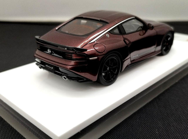 Chargez l'image dans la visionneuse de la galerie, EIDOLON EM735E Nissan Fairlady Z 1/43 Scale Model Car– Used