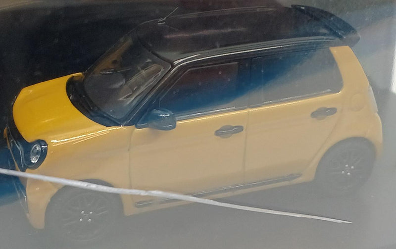 Cargue la imagen en el visor de la galería, HOBBY JAPAN PREMIUM YELLOW PEARL II 1/43 HONDA N-ONE RS 1/43 Scale Model Car– Used