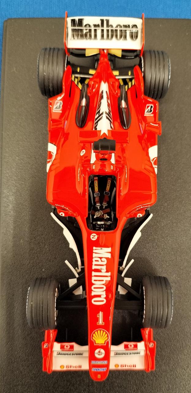 Chargez l'image dans la visionneuse de la galerie, TAMEO Ferrari F2004 Australian GP 2004 1/43 Scale Metal Kit Completed Model– Used