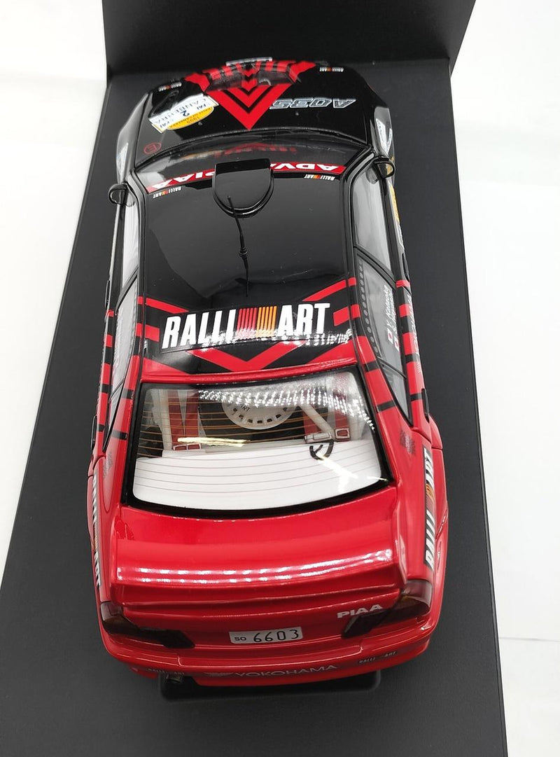Laden Sie das Bild in Galerie -Viewer, AUTOart 1/18 Mitsubishi Lancer Evolution WRC #99 Diecast Model