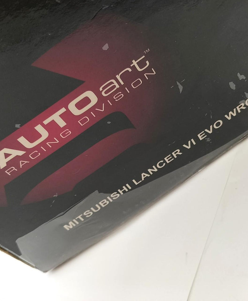 Laden Sie das Bild in Galerie -Viewer, AUTOart 1/18 Mitsubishi Lancer Evolution WRC #99 Diecast Model